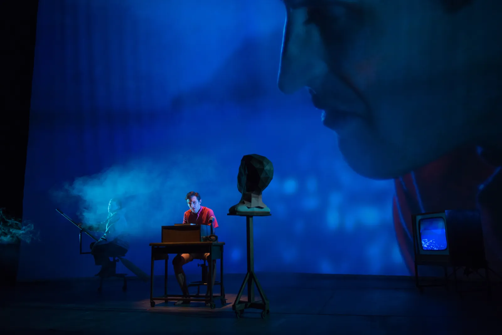 The Last Voyage of Donald Crowhurst, production photograph 7