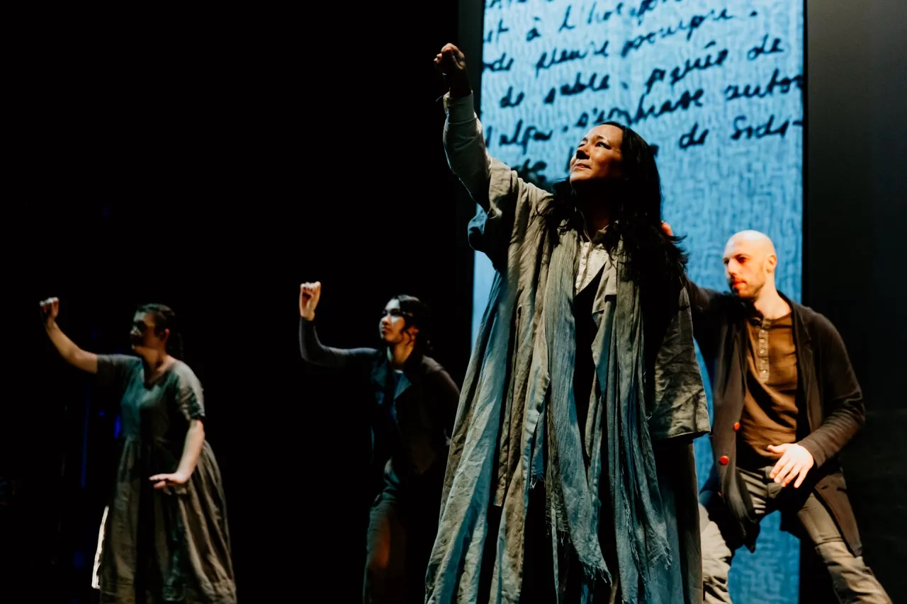 Song from the Uproar, production photograph 7