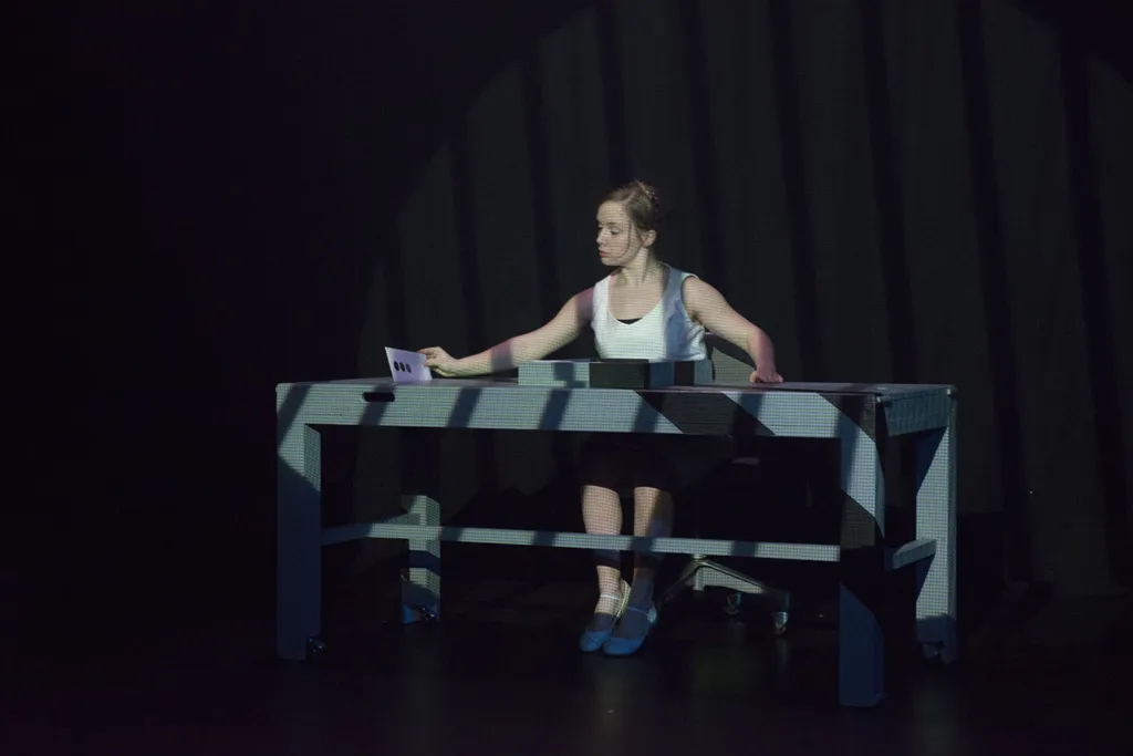 A Date with the Night, production photograph 1