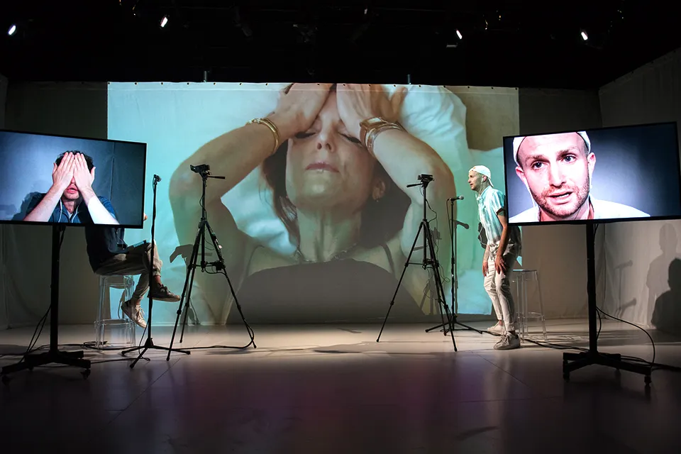 This American Wife, production photograph 8