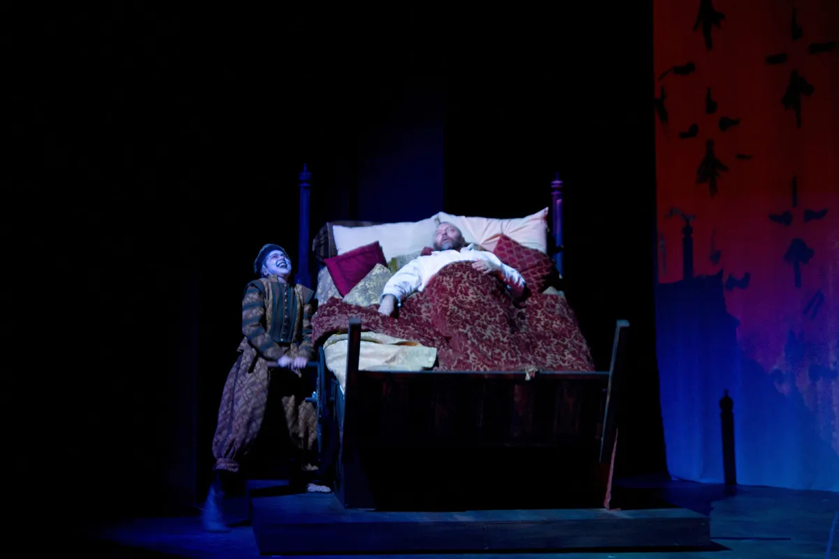 Try Me, Good King, production photograph 6